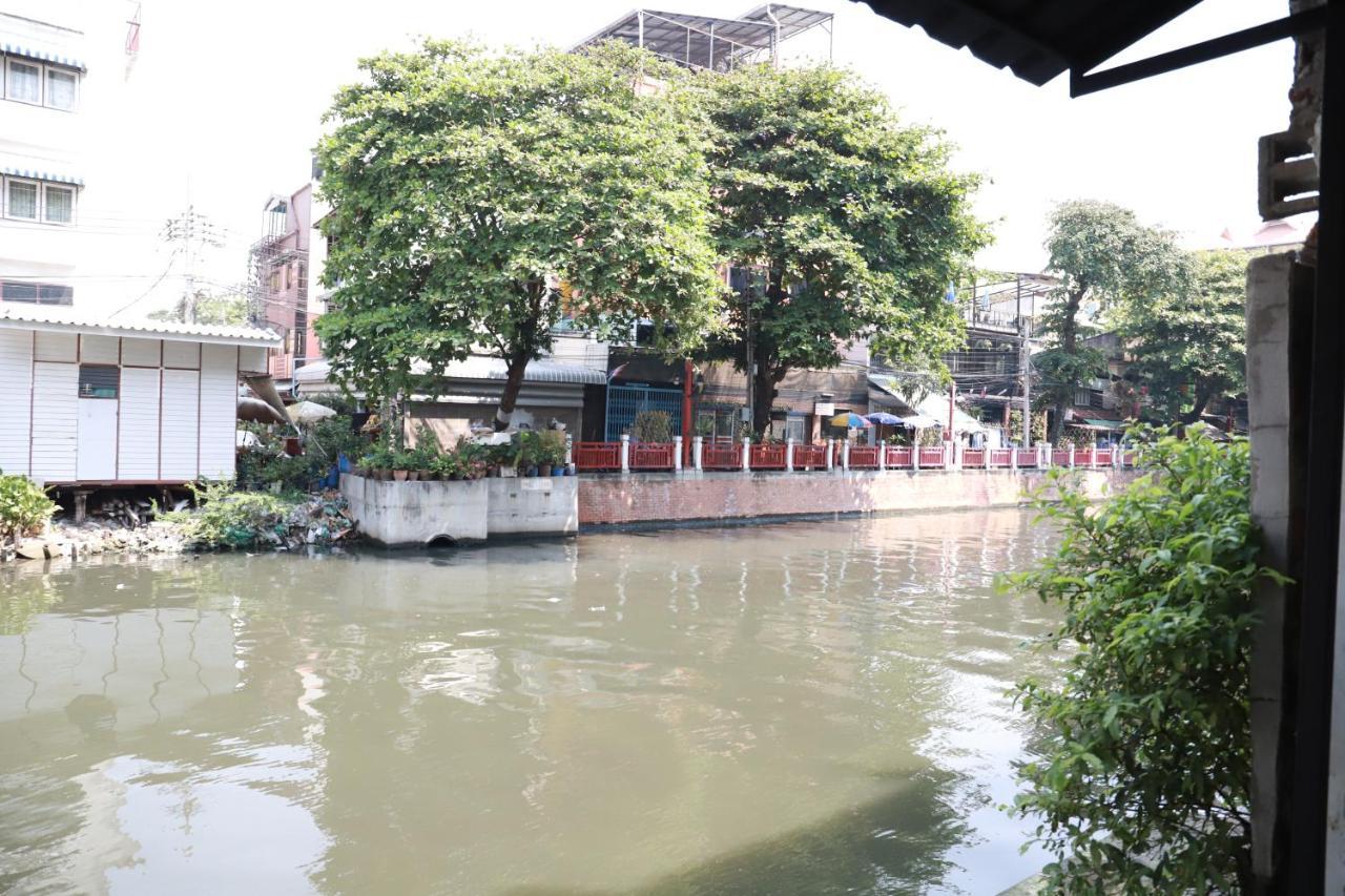 The Cube Hostel Khaosan Banguecoque Exterior foto